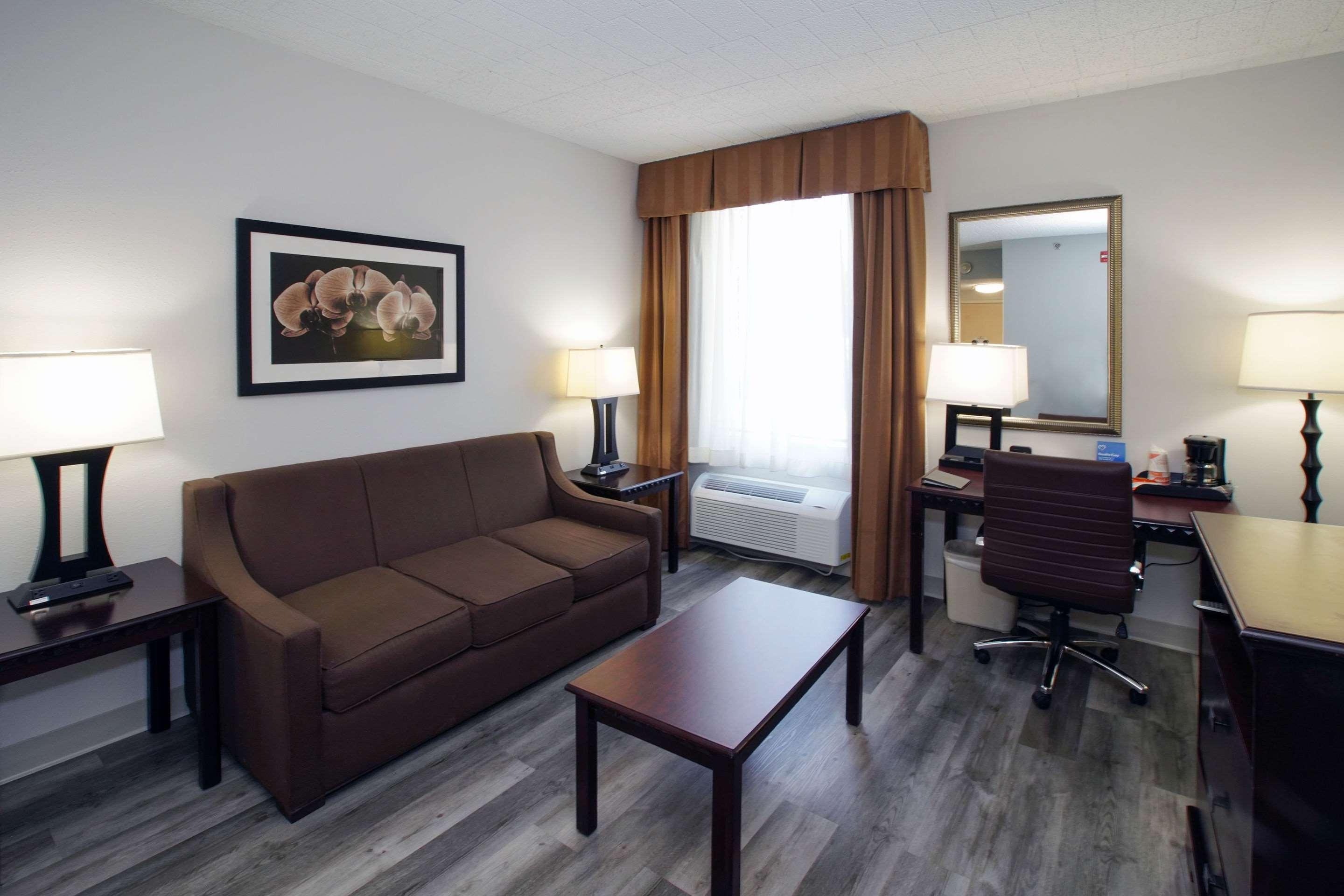 Best Western Paramus Hotel & Suites Ngoại thất bức ảnh